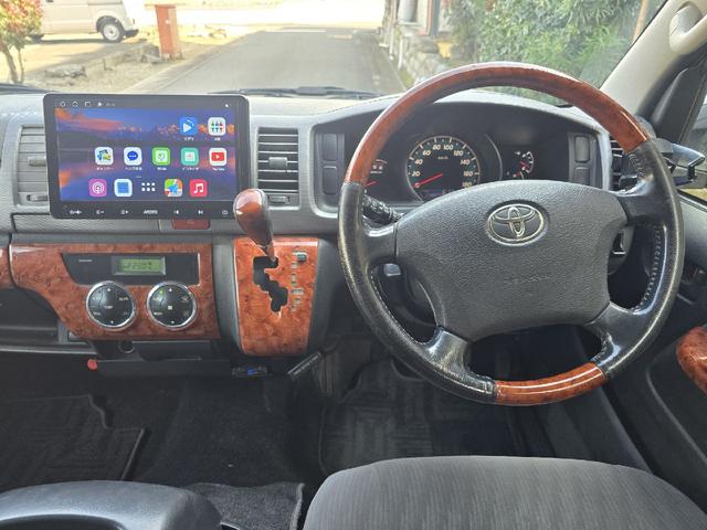 ハイエースバン ロングスーパーGL ディーゼルターボ 後席エアコン 両側スライドドア 3000cc 木調ダッシュパネル バックカメラ Android画面 オートエアコン BLUETOOTHオーディオ(13枚目)