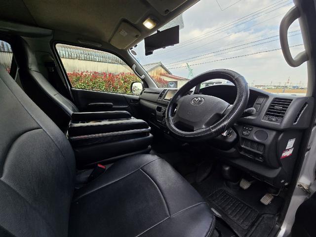 ハイエースバン ロングDX GLパッケージ ディーゼルターボ オプションLEDヘッドライト 3000cc 社外ホイール 両側スライドドア 革調シートカバー テレビ ドラレコ ナビ BLUETOOTHオーディオ バックカメラ ETC AC100V(23枚目)