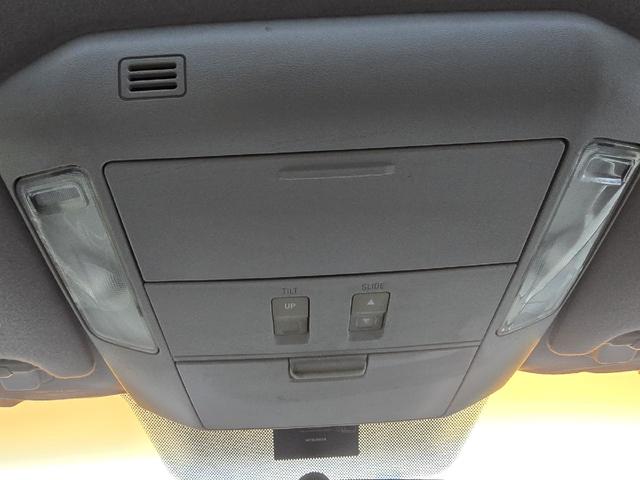 タンドラ クルーマックス　ＳＲ５　ＴＲＤオフロードＰＫＧ　４ＷＤ　サンルーフ　５．７Ｌ　Ｖ８　ＪＢＬサウンドシステム　国内ワンオーナー　クルーズコントロール　本国取説　マルチコントロールステアリング　純正アルミホイール　ＥＴＣ（32枚目）