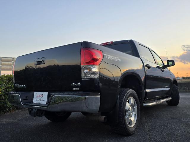 タンドラ クルーマックス　ＳＲ５　ＴＲＤオフロードＰＫＧ　４ＷＤ　サンルーフ　５．７Ｌ　Ｖ８　ＪＢＬサウンドシステム　国内ワンオーナー　クルーズコントロール　本国取説　マルチコントロールステアリング　純正アルミホイール　ＥＴＣ（43枚目）