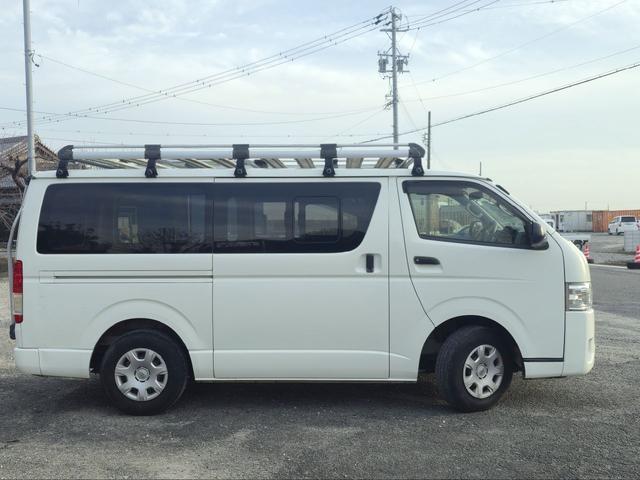 ハイエースバン ロングＤＸ　ＧＬパッケージ　ディーゼルターボ　ワンオーナー　オプションＬＥＤヘッドライト　３０００ｃｃ　ナビ　テレビ　ルーフキャリア　リアラダー　両側スライドドア　ＥＴＣ（6枚目）