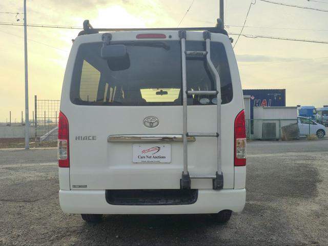 ハイエースバン ロングＤＸ　ＧＬパッケージ　ディーゼルターボ　ワンオーナー　オプションＬＥＤヘッドライト　３０００ｃｃ　ナビ　テレビ　ルーフキャリア　リアラダー　両側スライドドア　ＥＴＣ（8枚目）