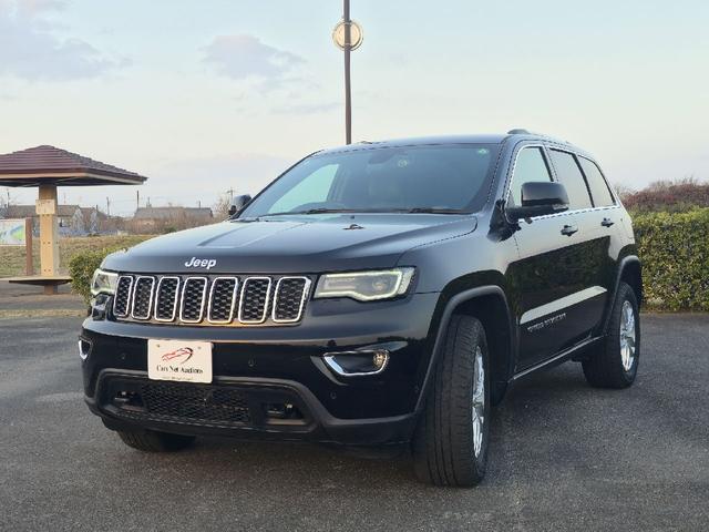 �O���ɖڗ����≚�݂͌�������܂���B