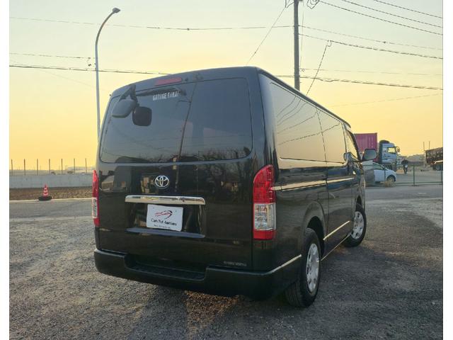 ハイエースバン ロングＤＸ　ＧＬパッケージ　ディーゼルターボ　後席エアコン　オプションＬＥＤヘッドライト　３０００ｃｃ　ナビ　テレビ　バックカメラ　ＢＬＵＥＴＯＯＴＨオーディオ　両側スライドドア　ＥＴＣ（8枚目）