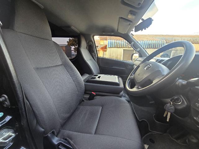 ハイエースバン ロングＤＸ　ＧＬパッケージ　ディーゼルターボ　後席エアコン　オプションＬＥＤヘッドライト　３０００ｃｃ　ナビ　テレビ　バックカメラ　ＢＬＵＥＴＯＯＴＨオーディオ　両側スライドドア　ＥＴＣ（24枚目）