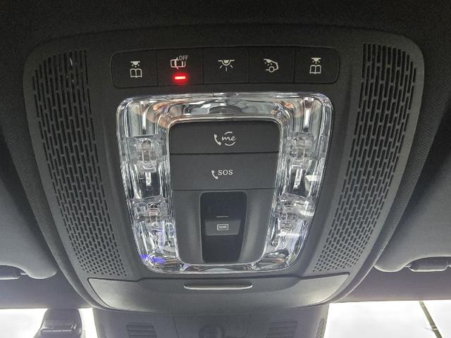 ＣＬＡクラス ＣＬＡ２００ｄ　ＡＭＧレザーエクスクルーシブパッケジ　ディーゼル　サンルーフ　パナメリカーナグリル　エアロ　３６０°カメラ　ヘッドアップディスプレイ　アダプティブクルーズコントロール　ブラインドスポットモニター　レザーシート　シートヒーター　ＥＴＣ（32枚目）