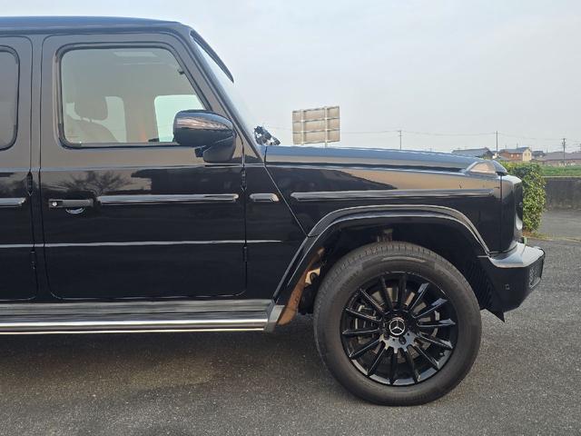 �O���ɖڗ����≚�݂͌�������܂���B