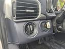 内装のダメージはございません。シートのしわやきれもございません。禁煙車、ペット乗車歴なし!