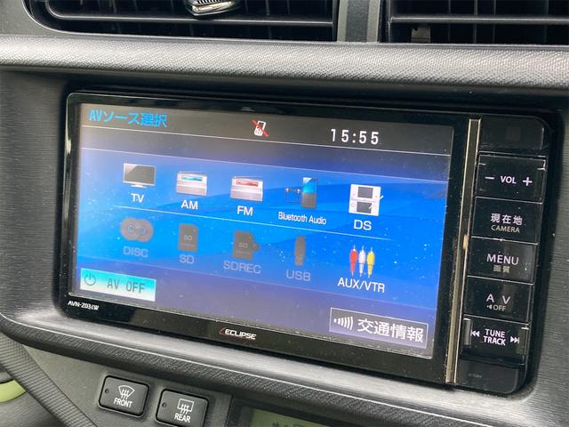 Ｓ　ＥＴＣ　バックカメラ　ナビ　ＴＶ　アルミホイール　スマートキー　アイドリングストップ　電動格納ミラー　ＣＶＴ　衝突安全ボディ　ＡＢＳ　ＥＳＣ　ＣＤ　ＤＶＤ再生　ＵＳＢ　ミュージックプレイヤー接続可(6枚目)