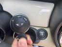 クーパー　純正アルミホイール　ＣＤプレーヤー　オートマ車　運転席エアバッグ　助手席エアバッグ　ＡＢＳ　セキュリティシステム　キーレスエントリー（36枚目）