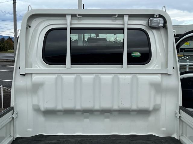 エクストラ 4WD エアコン パワーステアリング パワーウィンドウ マット ドアバイザー ゲートプロテクター 荷台ゴムマット メッキグリル フォグランプ キーレス 集中ドアロック(33枚目)