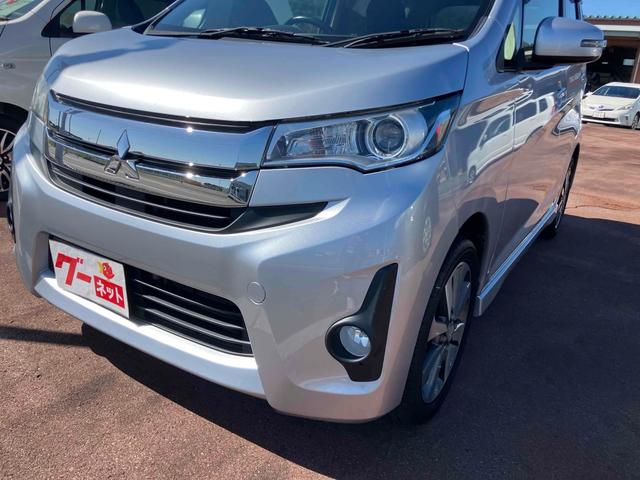 ｅＫカスタム Ｔ　ＥＴＣ　バックカメラ　ナビ　ＴＶ　ＨＩＤ　スマートキー　電動格納ミラー　ターボ　ＣＶＴ　盗難防止システム　ＡＢＳ　ＣＤ　ＤＶＤ再生　アルミホイール　衝突安全ボディ　エアコン　パワーステアリング（23枚目）