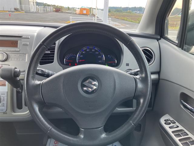 ワゴンR FXリミテッドII スマートキー 電動格納ミラー AT 盗難防止システム アルミホイール 衝突安全ボディ エアコン パワーステアリング パワーウィンドウ(3枚目)