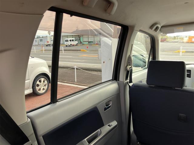 ワゴンR FXリミテッドII スマートキー 電動格納ミラー AT 盗難防止システム アルミホイール 衝突安全ボディ エアコン パワーステアリング パワーウィンドウ(29枚目)