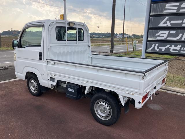 アクティトラック ＳＤＸ　４ＷＤ　ＭＴ　キーレスエントリー　エアコン　パワーステアリング　パワーウィンドウ　運転席エアバッグ（9枚目）