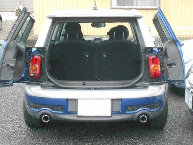 ＭＩＮＩ クーパーＳ　クラブマン　パドルシフト６ＡＴ　プッシュスタート　ＥＴＣ　ＨＩＤ　純正１６ＡＷ　キーレスキー２　ローダウンサス４セット有り　クラブマン５台、クロスオーバー１台、スペースマン１台有り（22枚目）
