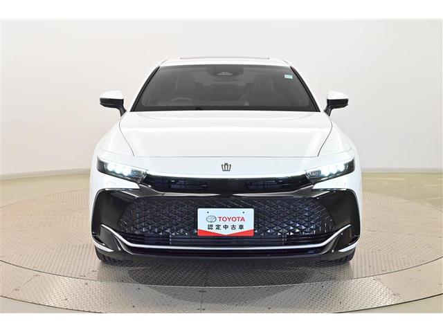 クラウンクロスオーバー ＲＳ　ムーンルーフ　ＬＥＤヘッドライト　ナビ＆ＴＶ　スマートキ－　クルーズコントロール　ＡＣ１００Ｖ電源　ドライブレコーダ　バックモニター　本革シート　フルオートエアコン　パワーシート　イモビライザー（2枚目）