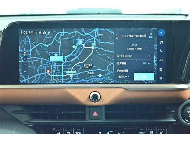 クラウンクロスオーバー ＲＳ　ムーンルーフ　ＬＥＤヘッドライト　ナビ＆ＴＶ　スマートキ－　クルーズコントロール　ＡＣ１００Ｖ電源　ドライブレコーダ　バックモニター　本革シート　フルオートエアコン　パワーシート　イモビライザー（9枚目）