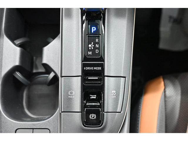 クラウンクロスオーバー ＲＳ　ムーンルーフ　ＬＥＤヘッドライト　ナビ＆ＴＶ　スマートキ－　クルーズコントロール　ＡＣ１００Ｖ電源　ドライブレコーダ　バックモニター　本革シート　フルオートエアコン　パワーシート　イモビライザー（26枚目）