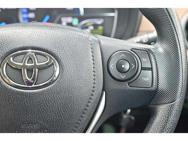 カローラアクシオ ハイブリッド 点検記録簿 ESC ワンセグテレビ エアコン ワイヤレスキー デュアルエアバッグ バックモニター ナビTV パワーステアリング 運転席エアバッグ アルミホイール 1オーナー メモリナビ ABS PW(18枚目)