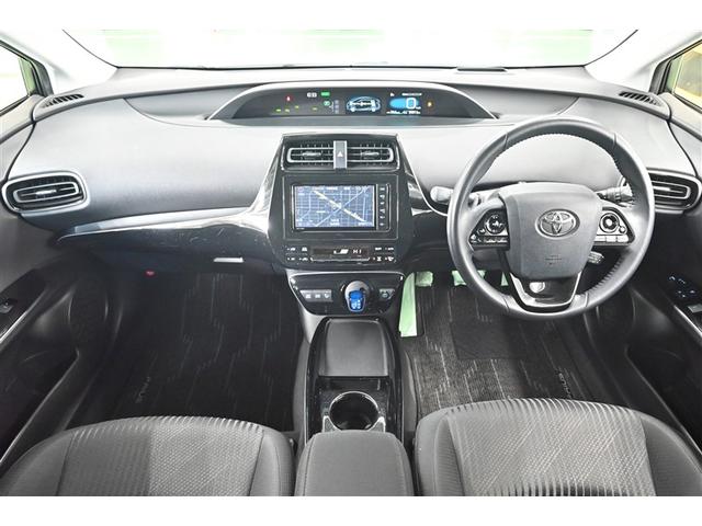 プリウス Ａ　衝突軽減ブレーキシステム　Ｂモニタ　記録簿有　ＬＥＤヘッド　クルーズコントロール　セキュリティー　スマートキー　パワーステアリング　Ｐシート　ドライブレコーダー　ＥＴＣ　１オーナー　アルミホイル（6枚目）