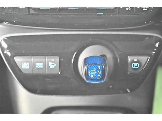 プリウス Ａ　衝突軽減ブレーキシステム　Ｂモニタ　記録簿有　ＬＥＤヘッド　クルーズコントロール　セキュリティー　スマートキー　パワーステアリング　Ｐシート　ドライブレコーダー　ＥＴＣ　１オーナー　アルミホイル（7枚目）