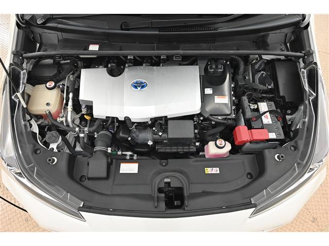 プリウス Ａ　衝突軽減ブレーキシステム　Ｂモニタ　記録簿有　ＬＥＤヘッド　クルーズコントロール　セキュリティー　スマートキー　パワーステアリング　Ｐシート　ドライブレコーダー　ＥＴＣ　１オーナー　アルミホイル（15枚目）