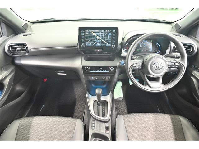 ヤリスクロス ハイブリッドZ ドライブレコーダ インテリジェントキー アルミホイル LEDライト 1オ-ナ- リアカメラ ナビ クルーズコントロール 整備記録簿 横滑り防止システム メモリーナビゲーション 電動シ-ト パワステ(6枚目)