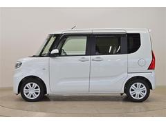 トヨタ認定中古車なら「まるごとクリーニンング」施工済み　室内からエンジンルームまで徹底洗浄。室内外はもちろん、シートを外してニオイの元となるフロアカーペットまで消臭・除菌を実施しております。 5