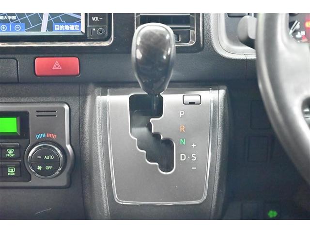 ハイエースバン スーパーＧＬ　ダークプライムＩＩ　衝突回避システム　運転席助手席エアバック　ＥＳＣ　ドライブレコーダー付　スマートエントリー　ＬＥＤライト　エアコン　パワーウィンドウ　ワンセグテレビ　エアバック　キーレスエントリー　イモビライザー（7枚目）