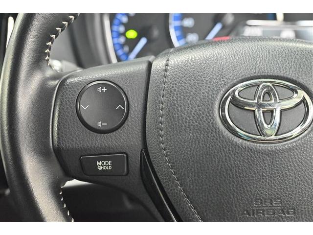 カローラフィールダー ハイブリッドG ダブルバイビー PCS インテリキー 横滑防止 ミュージックプレイヤー接続可 フルセグTV クルーズコントロール LEDヘッドライト オートエアコン ETC DVD再生 アルミホイール キーフリーシステム ナビTV(18枚目)