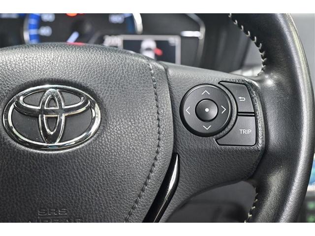 カローラフィールダー ハイブリッドG ダブルバイビー PCS インテリキー 横滑防止 ミュージックプレイヤー接続可 フルセグTV クルーズコントロール LEDヘッドライト オートエアコン ETC DVD再生 アルミホイール キーフリーシステム ナビTV(19枚目)