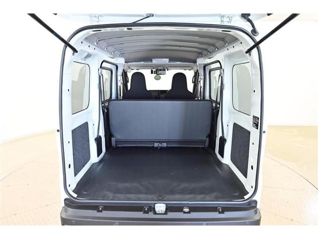 ピクシスバン デラックス 衝突軽減ブレーキ LEDヘッド i-stop フルセグTV キーレスエントリー バックカメラ ETC ワンオーナー デュアルエアバック エアバッグ 横滑り防止装置 スマートキー ドライブレコーダー(17枚目)