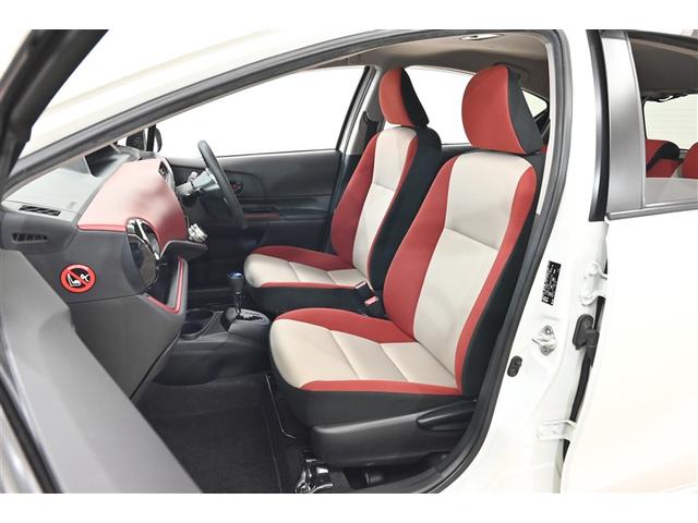 アクア Ｓ　スマートキープッシュスタート　キーレスエントリ　ＬＥＤヘッドライト　ドラレコ付　イモビ　ナビ＆ＴＶ　オートエアコン　デュアルエアバック　ＥＳＣ　Ｂカメラ　パワーウィンドウ　ＡＵＸ端子　ＥＴＣ　ＳＲＳ（12枚目）