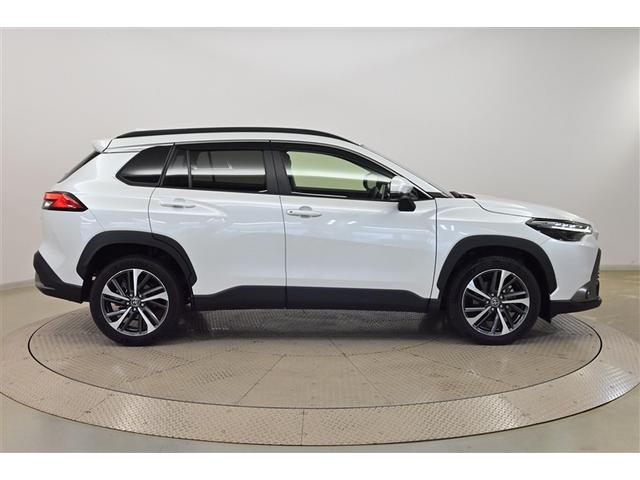 カローラクロス ハイブリッド　Ｚ　衝突軽減Ｂ　フルセグテレビ　スマキ－　Ｂモニター　アクティブクルーズコントロール　メモリナビ　イモビ　ＬＥＤ　ＡＣ　運転席Ｐシート　メディアプレイヤー接続　キーレス　パワステ　アルミ　エアバッグ（4枚目）