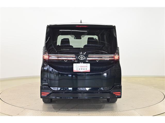 ヴォクシー Ｓ－Ｚ　ＤＶＤ再生機能　スマートキープッシュスタート　両側電動パワースライドドア　パワーウインドウ　ＴＶ　ＥＴＣ車載器　ＬＥＤライト　デュアルエアコン　アルミホイール　盗難防止装置　記録簿　横滑り防止機能（3枚目）