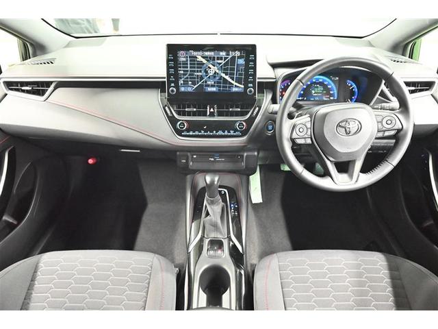 高いホールド性で運転姿勢が安定します。長距離ドライブでも疲れにくいのが魅力です。快適なドライビングライフをお送りください♪