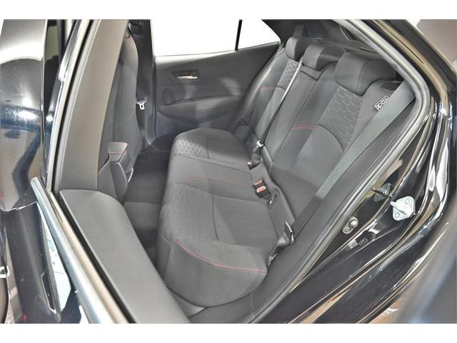 中古車をキレイで気持ちよくお乗りいただけるよう、エンジンルームからシートを外した洗浄まで、目に見えない部分も徹底的に洗浄しています！