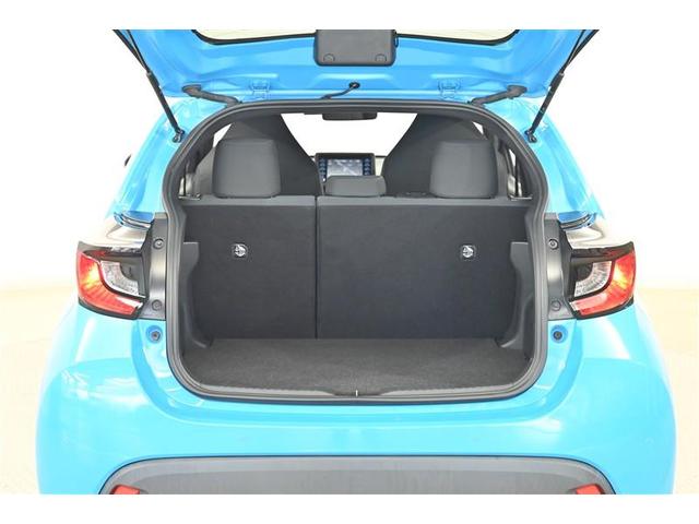 ヤリス X 追突防止装置 1オーナー フルセグTV ドラレコ VSC スマートキー&プッシュスタート イモビライザー Bカメラ マニュアルエアコン ETC付 Aクルコン 4WD パワーウインドウ ABS キーレス(13枚目)