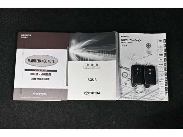 アクア Ｓスタイルブラック　記録簿あり　地デジフルセグ　ナビＴＶ　イモビライザー　スマートキープッシュスタート　１オーナー　ＥＴＣ付き　Ｗエアバッグ　キーフリ　メモリーナビゲーション　ドラレコ付き　横滑り防止装置付き　ＡＢＳ（16枚目）