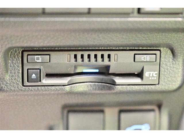 カローラクロス ハイブリッド　Ｚ　ムーンルーフ　衝突軽減Ｂ　記録簿有　フルセグテレビ　スマキ－　半レザー　Ｂモニター　アクティブクルーズコントロール　メモリナビ　イモビ　ＬＥＤ　ＡＣ　運転席Ｐシート　キーレス　パワステ　アルミ　ＡＢＳ（30枚目）