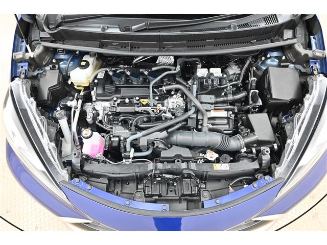 アクア Ｚ　クルコン　Ｂカメ　横滑り防止装置　盗難防止システム　記録簿　スマートキー　ナビ　ＡＣ１００Ｖ電源　ＡＷ　メモリーナビ　オートエアコン　キーレスエントリー　エアバッグ　ＡＢＳ　エマージェンシーブレーキ（14枚目）