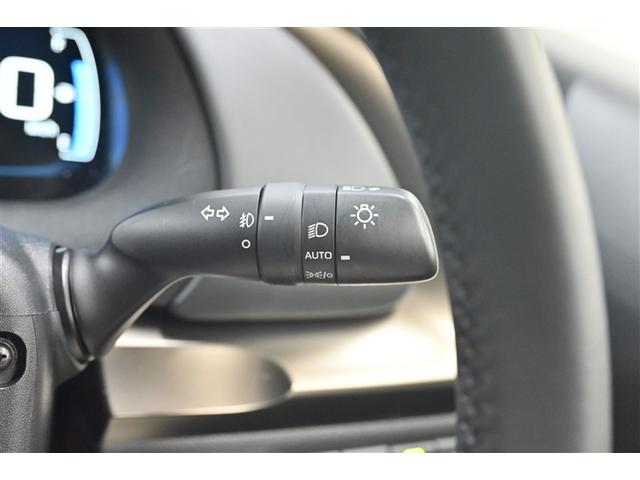 アクア Ｚ　クルコン　Ｂカメ　横滑り防止装置　盗難防止システム　記録簿　スマートキー　ナビ　ＡＣ１００Ｖ電源　ＡＷ　メモリーナビ　オートエアコン　キーレスエントリー　エアバッグ　ＡＢＳ　エマージェンシーブレーキ（19枚目）