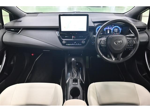 カローラツーリング ハイブリッド　ダブルバイビー　ナビ　バックモニター　ＬＥＤライト　クルコン　横滑り防止　盗難防止装置　エアバッグ　ＥＴＣ　ＡＢＳ　助手席エアバッグ　キーレス　メモリーナビ　アルミホイール　オートエアコン（6枚目）