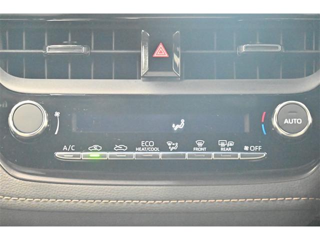 カローラツーリング ハイブリッド　ダブルバイビー　ナビ　バックモニター　ＬＥＤライト　クルコン　横滑り防止　盗難防止装置　エアバッグ　ＥＴＣ　ＡＢＳ　助手席エアバッグ　キーレス　メモリーナビ　アルミホイール　オートエアコン（8枚目）