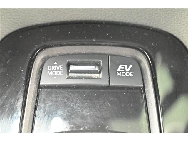 カローラツーリング ハイブリッド　ダブルバイビー　ナビ　バックモニター　ＬＥＤライト　クルコン　横滑り防止　盗難防止装置　エアバッグ　ＥＴＣ　ＡＢＳ　助手席エアバッグ　キーレス　メモリーナビ　アルミホイール　オートエアコン（22枚目）