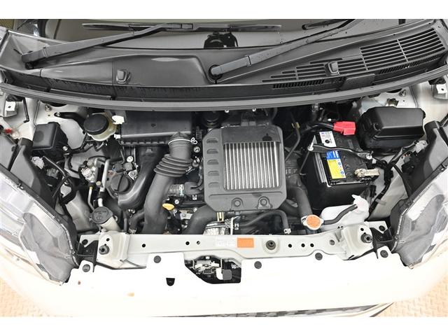 タンク カスタムＧ－Ｔ　スマキ－　地上デジタル　アルミホイル　踏み間違い防止装置　両側電動ドア　ＬＥＤヘッドライト　クルコン　リアカメラ　横滑り防止装置　ＥＴＣ　キーレス　ＴＶナビ　オートエアコン　パワーウインドウ　ＤＶＤ（15枚目）