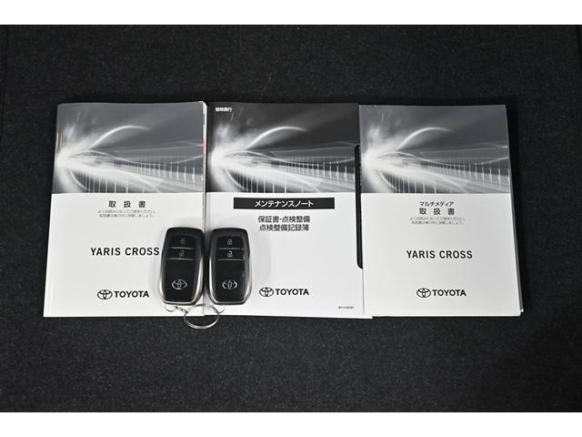 ヤリスクロス ハイブリッド　ＧＲスポーツ　衝突軽減　オートクルーズコントロール　ＬＥＤヘッド　フルセグ　ドライブレコーダー　Ｂカメラ　キーレス　スマートキー　イモビライザー　オートエアコン　横滑り防止装置　記録簿　ＥＴＣ　アルミホイール（16枚目）