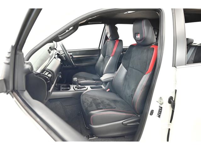 ハイラックス Ｚ　ＧＲスポーツ　キーレス　オートクルーズ　アルミホイール　Ｂカメラ　フルオートエアコン　横滑防止装置　スマキー　パワーステアリング　ＬＥＤライト　パートタイム４ＷＤ　記録簿　パワーウィンドウ　電動シート　ＡＢＳ（11枚目）