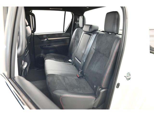 ハイラックス Ｚ　ＧＲスポーツ　キーレス　オートクルーズ　アルミホイール　Ｂカメラ　フルオートエアコン　横滑防止装置　スマキー　パワーステアリング　ＬＥＤライト　パートタイム４ＷＤ　記録簿　パワーウィンドウ　電動シート　ＡＢＳ（12枚目）